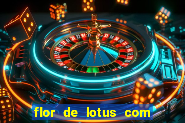 flor de lotus com lua tatuagem